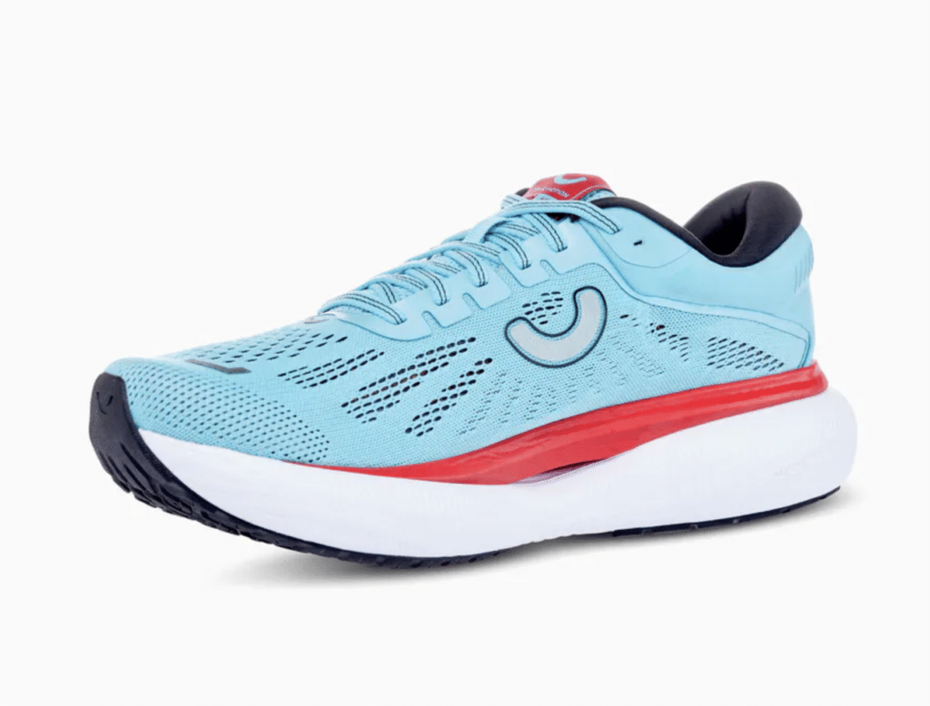 True Motion U-TECH AION 3 im Test. Erfahrungen mit der 2024er Edition des schnellen Komfortlaufschuhs 3 true motion u tech aion 3 test testbericht laufschuhe erfahrungen bewertung laufblog laufblogger seite