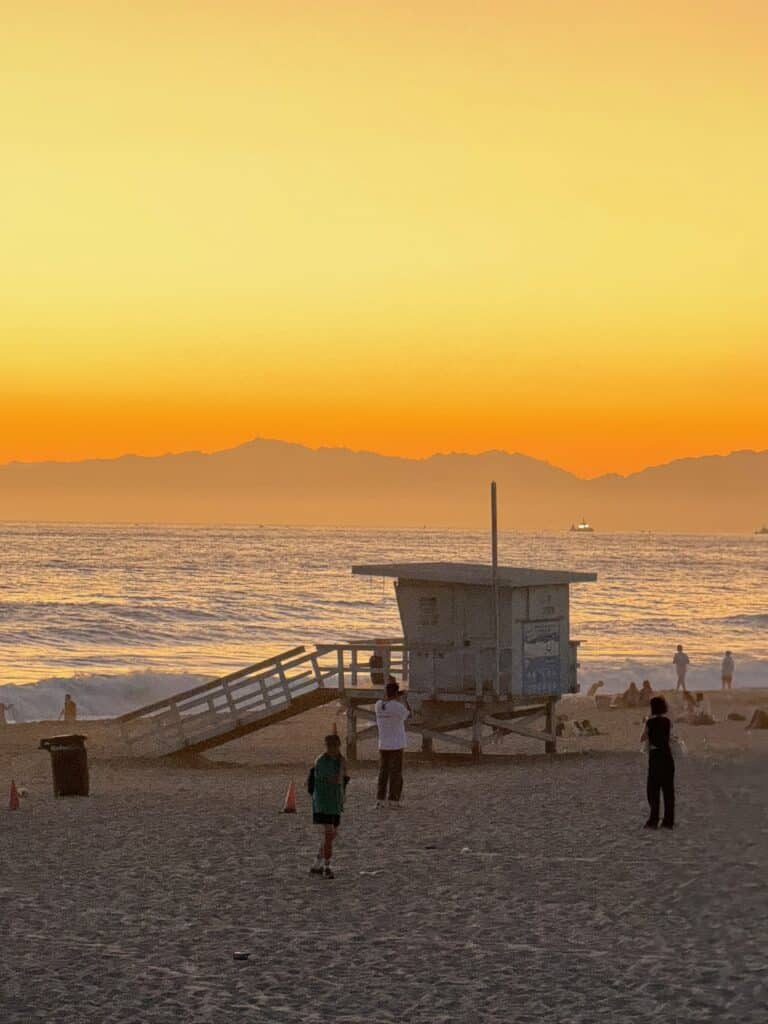 Im Spagat den Endspurt sprinten? Das lief im Juli 2024. 16 los angeles mangatten beach sonnenuntergang