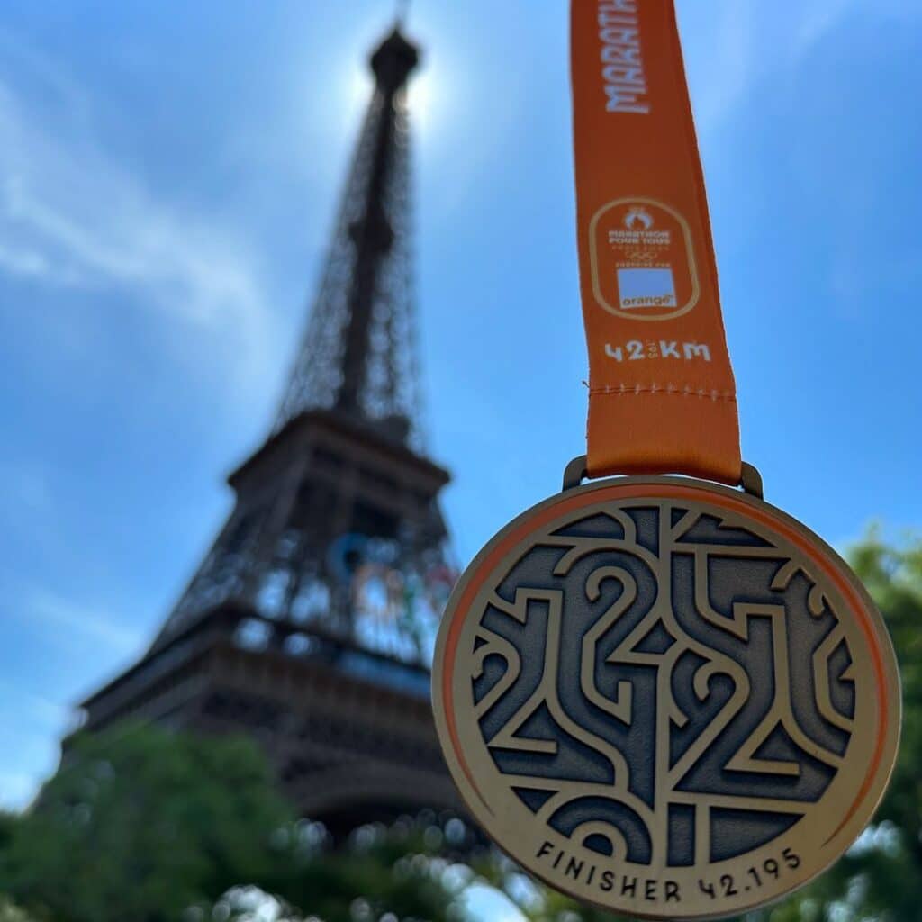 Marathon pour tous Paris 2024. Meine Erlebnisse beim Marathon für alle. 52 marathon pour tous paris 2024 olympia erfahrungen bericht medaille