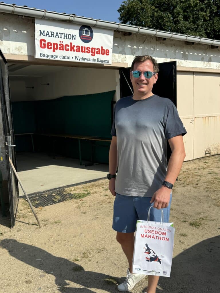 Usedom Marathon - Meine Erlebnisse von der Strecke über die Strandpromenade an der Ostsee 8 usedom marathon start abholung startunterlagen gepaeckausgabe 6