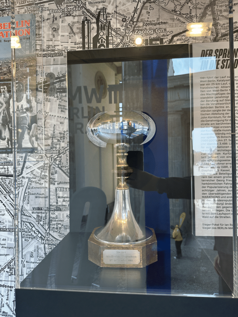 Nur der Wille entscheidet! Das lief im September 2024. 8 move berlin marathon museum pokal 1981
