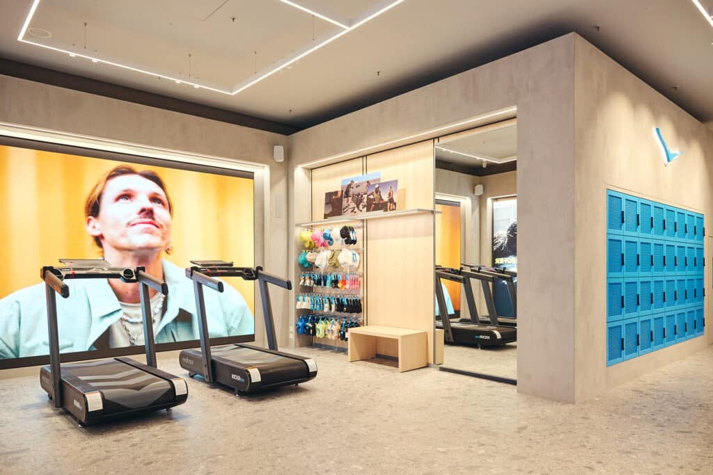 2025 08 19 HOKA Store Berlin 1