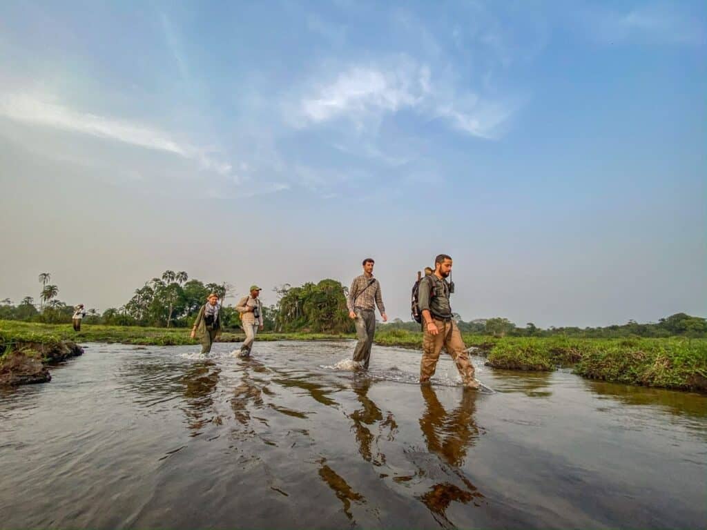 1 Kamba Lango Bai Walk