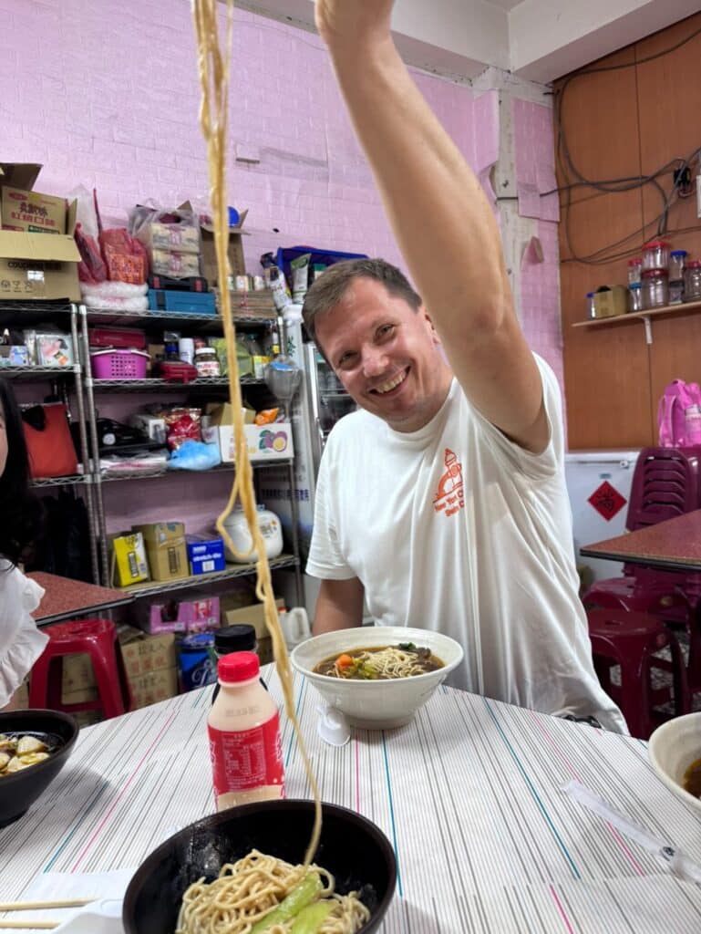 ci marathon 2025 china airlines taipei taipeh taiwan nudeln