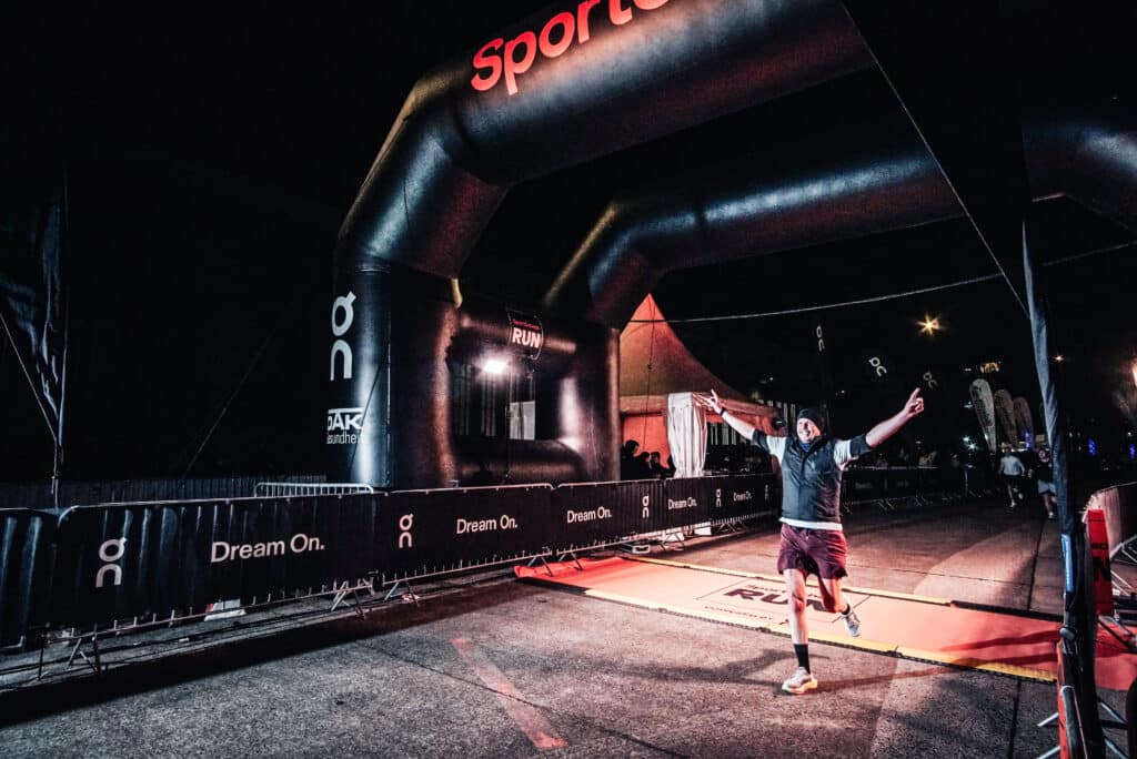 sportscheck run berlin erfahrungen tempelhofer feld nachtlauf laufblogger lauf influencer laufblog 3