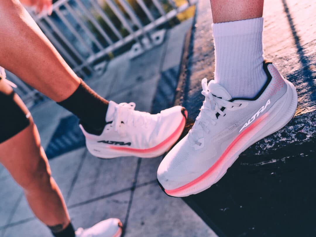 Altra Experience Flow 3 Test - Was ist neu beim beliebten leichten Allround-Trainingsschuh? 1 altra expericence flow 3 test erfahrungen testberich bewertung gut laufschuhe damen herren 2