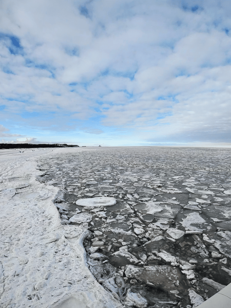 GZSZ - Gute Zeiten, Schlechte Zeiten. Das lief im Februar 2026. 12 heringsdorf ostsee swinoujcie eis zugefroren eisschollen ostsee usedom 1